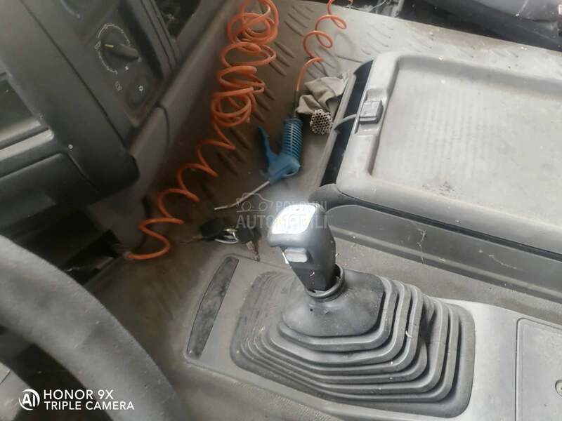 Renault premium