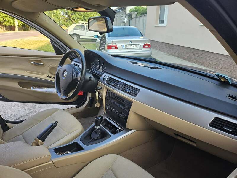 BMW 320 e91
