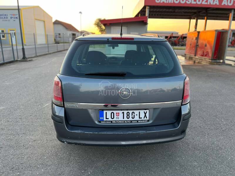 Opel Astra H 
