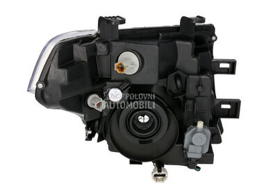 Farovi za Nissan Pathfinder od 2006. do 2013. god.