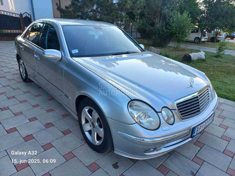 Mercedes Benz E 270 E 220cdi Avangard