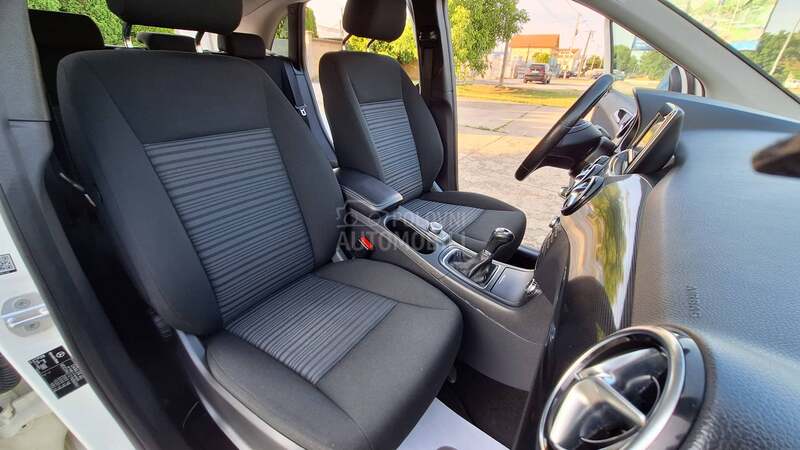 Mercedes Benz B 180 RESTAJLING