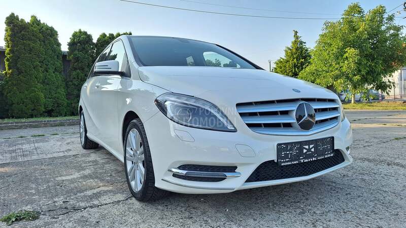 Mercedes Benz B 180 RESTAJLING