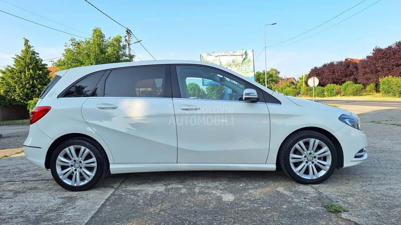 Mercedes Benz B 180 RESTAJLING