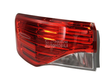 Stop svetla i stop lampe za Toyota Avensis od 2012. do 2015. god.
