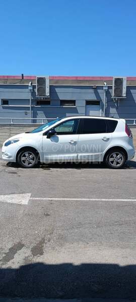 Renault Scenic 1.6 hdi