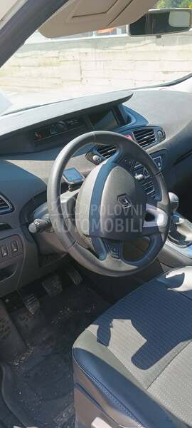 Renault Scenic 1.6 hdi