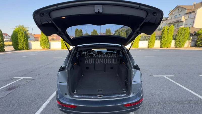 Audi Q5 2.0tdi. S-Line