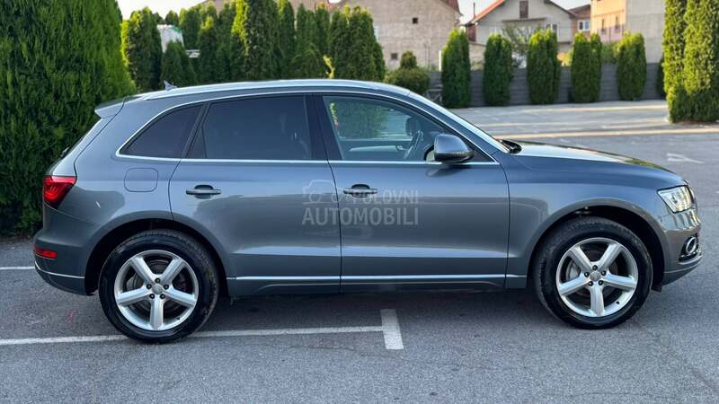 Audi Q5 2.0tdi. S-Line