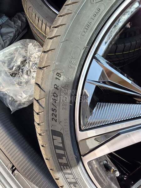 Michelin 225/40 R18 Letnja