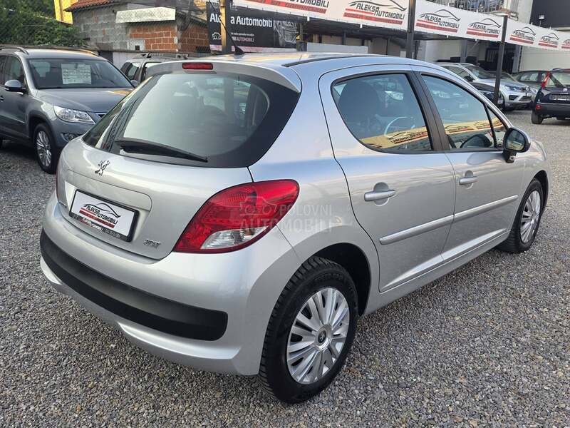 Peugeot 207 1.4 HDI