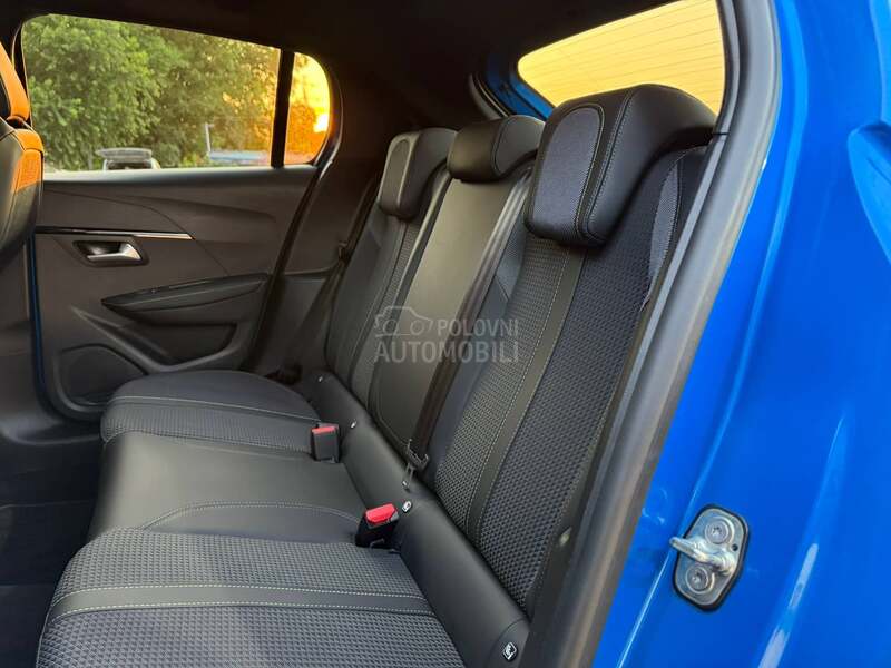 Peugeot 208 GT/Kamera/Led/Nav