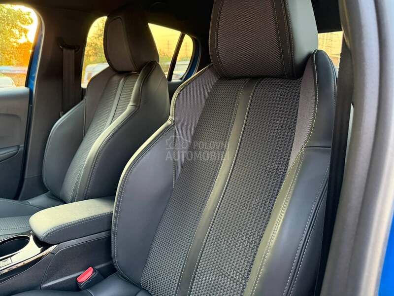Peugeot 208 GT/Kamera/Led/Nav