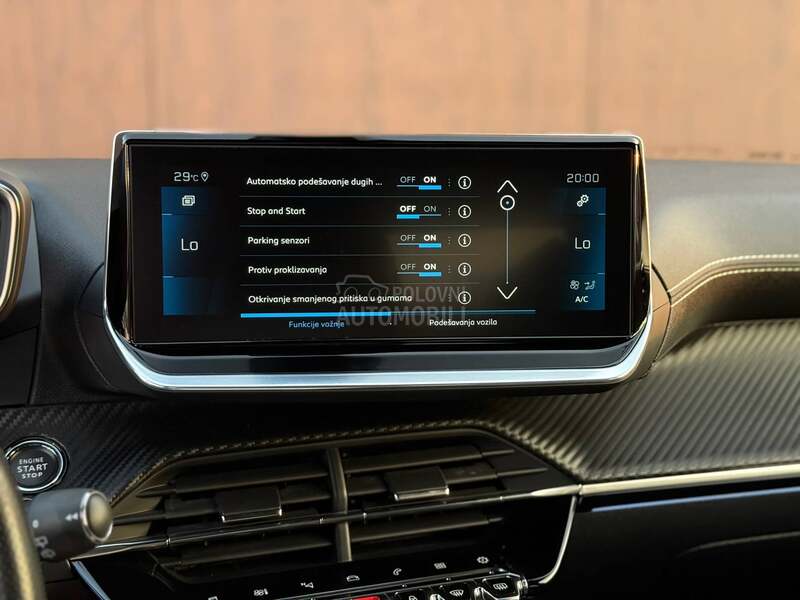 Peugeot 208 GT/Kamera/Led/Nav