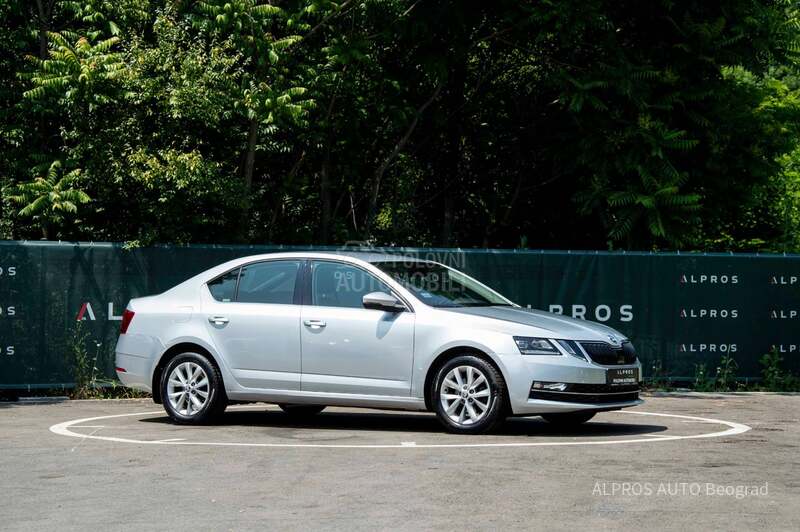 Škoda Octavia 1.6 TDI STYLE FL