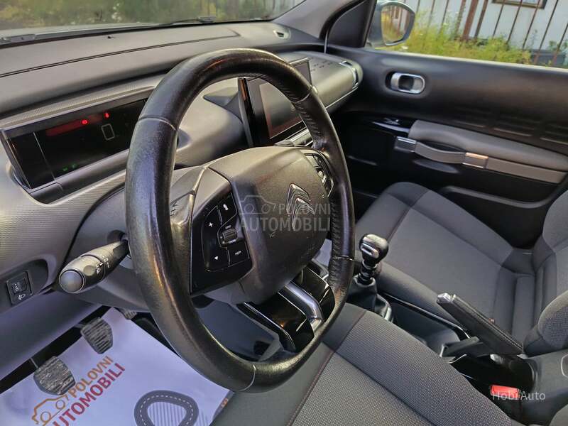 Citroen C4 Cactus 1.2B  LED/N A V I