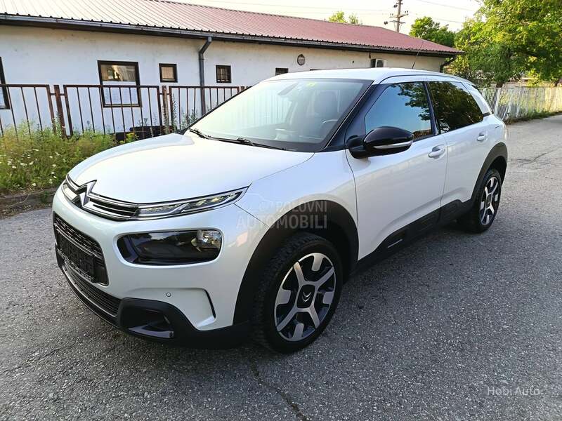 Citroen C4 Cactus 1.2B  LED/N A V I