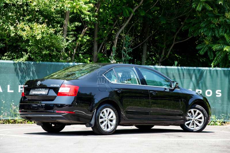 Škoda Octavia 1.6 TDI FL STYLE