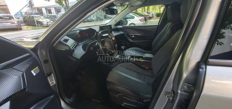 Peugeot 2008 1.5BLUEHDI ALURE LED