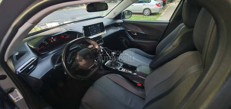 Peugeot 2008 1.5BLUEHDI ALURE LED