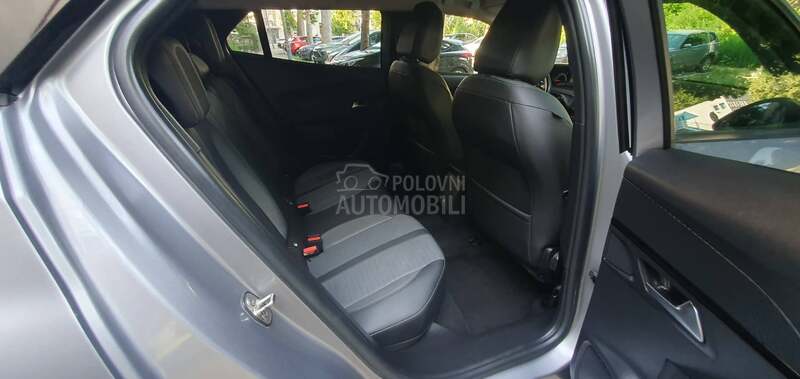 Peugeot 2008 1.5BLUEHDI ALURE LED