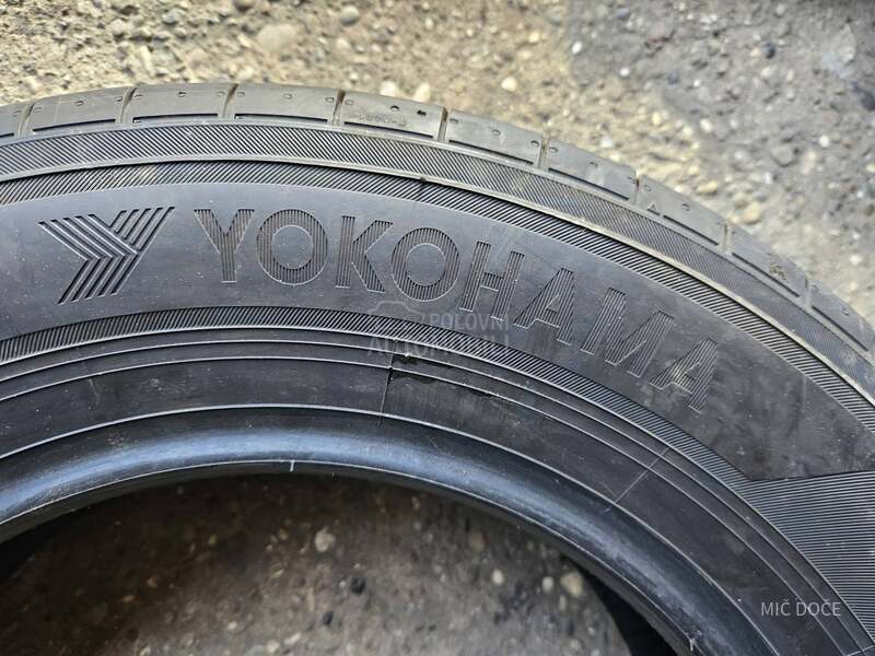 Yokohama 215/65 R16 Letnja