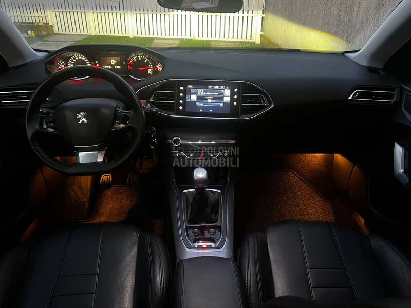Peugeot 308 2.0 e-HDi / Allure