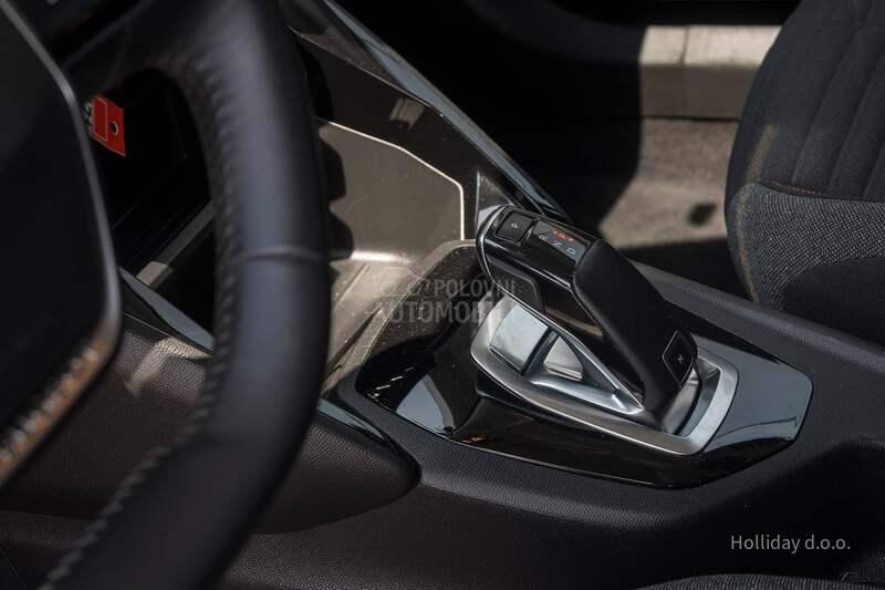 Peugeot 2008 1.2Puretech Active