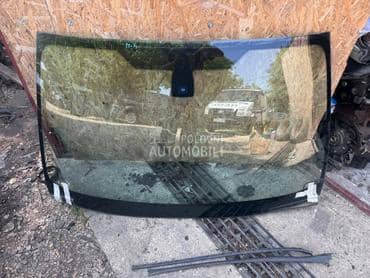 sofersajbna sa senz i grej za Ford Mondeo od 2007. do 2014. god.