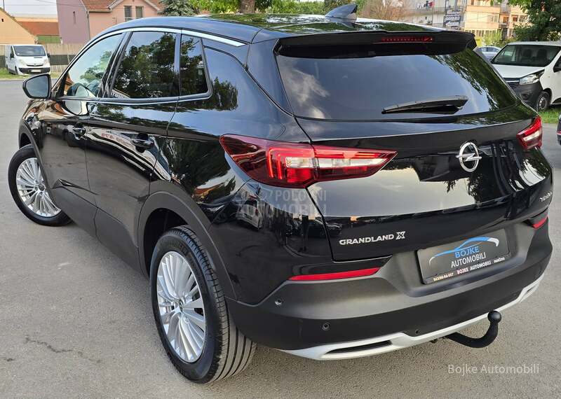 Opel Grandland X 1.6CDTI INNOVATION