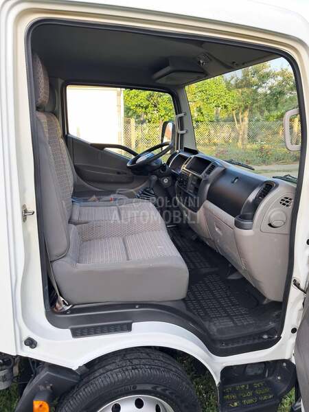Nissan Cabstar B kategorija dupli točak