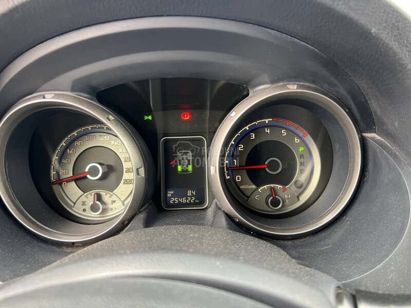 Mitsubishi Pajero N1