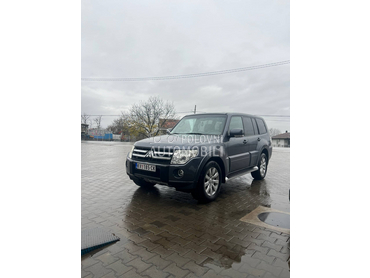 Mitsubishi Pajero N1