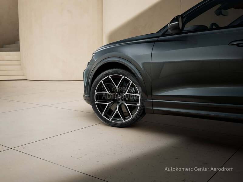 Audi RS Q8 