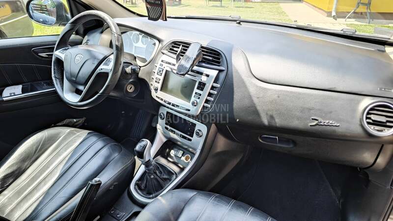 Lancia Delta 1.9 twin turbo