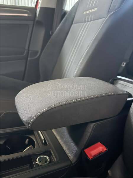 Volkswagen Golf 7 Alltrack 2.0 4MOTION KAONOV