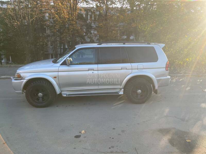 Mitsubishi Pajero Sport 3.0