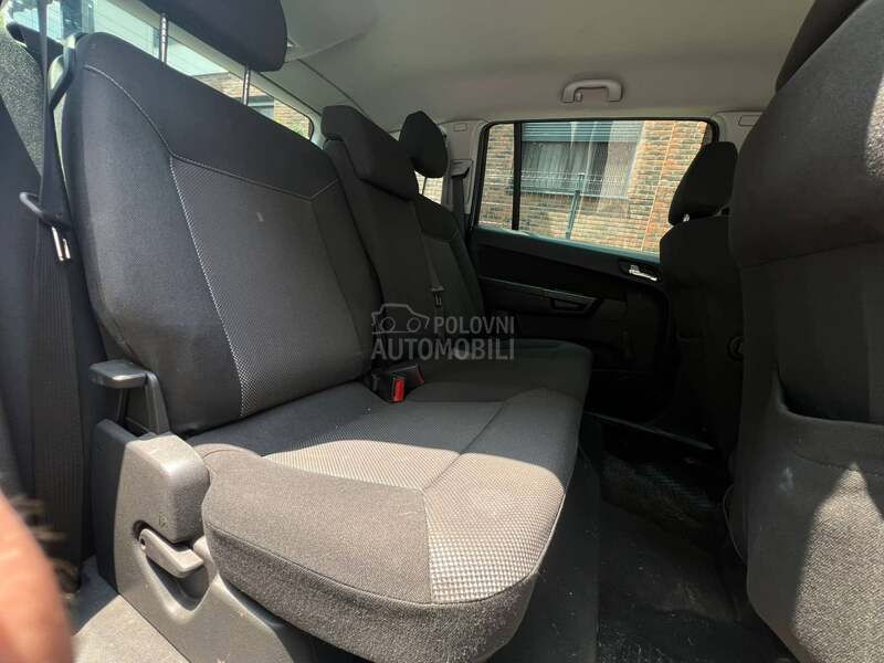 Opel Zafira 1.7cdti 7 sed