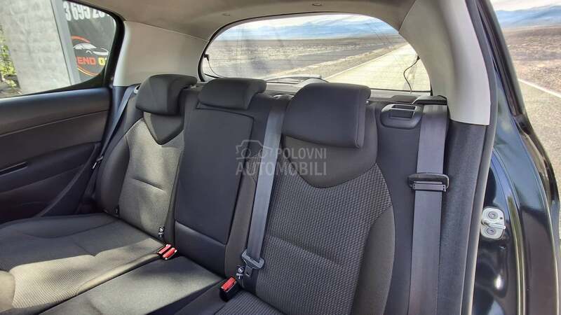 Peugeot 308 1.6e-HDI/N.A.V/L.E.D