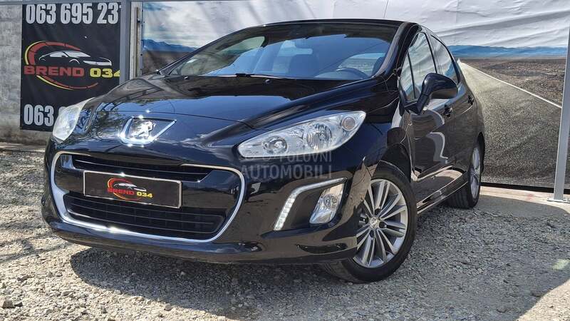 Peugeot 308 1.6e-HDI/N.A.V/L.E.D