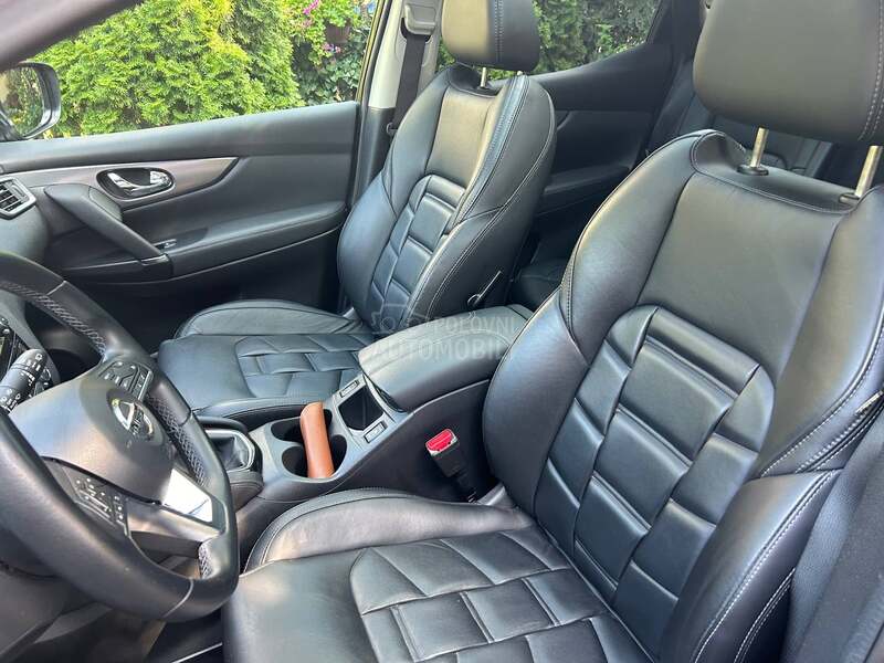 Nissan Qashqai 1.3 DIG-T TEKNA SUN