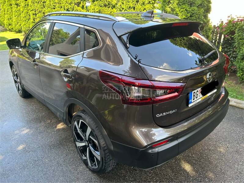 Nissan Qashqai 1.3 DIG-T TEKNA SUN