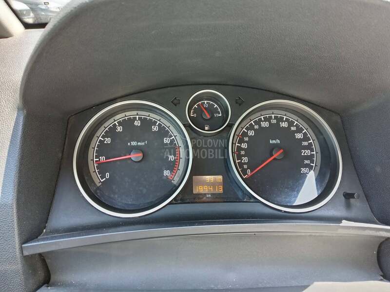 Opel Zafira 1.6