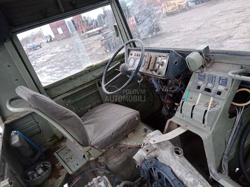 Pinzgauer 750