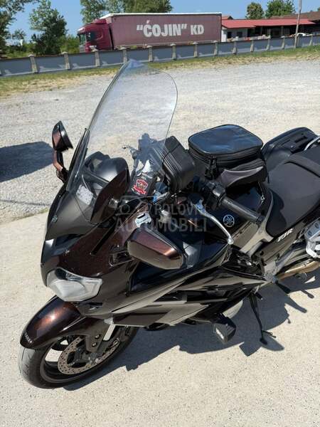 Yamaha FJR 1300E