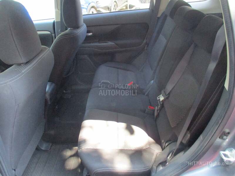 Mitsubishi Outlander 2.2 DI-D INTENSE 4WD