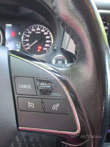 Mitsubishi Outlander 2.2 DI-D INTENSE 4WD