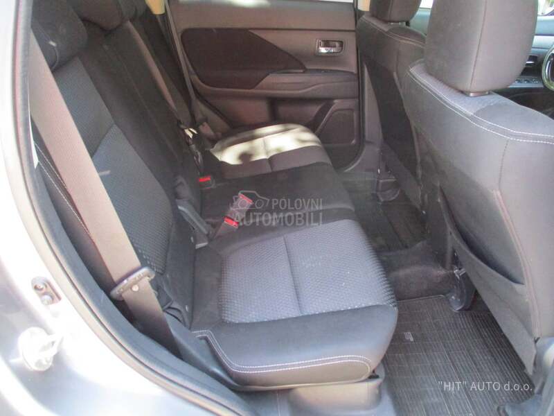 Mitsubishi Outlander 2.2 DI-D INTENSE 4WD
