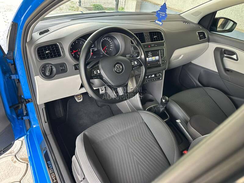 Volkswagen Polo 1.2 TSI FRESH