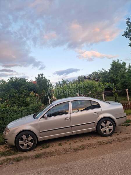 Škoda Superb 2.5 TDI